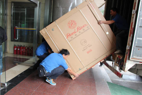 双阳钢琴贵重工艺品无忧运